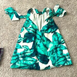 Gianni Bini Palm Leaf Blouse